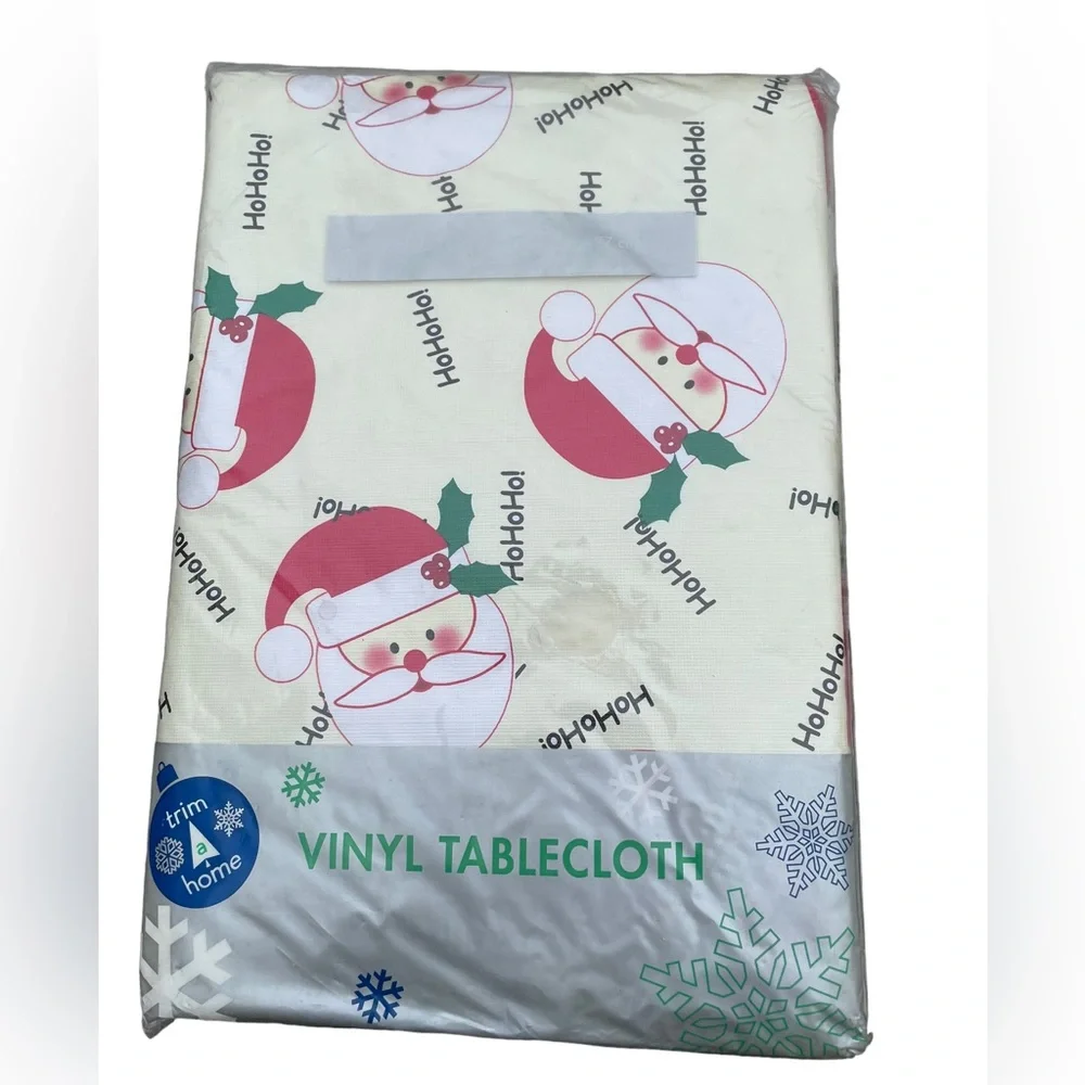 Santa Holiday Oval Vinyl Tablecloth 52” x 70”